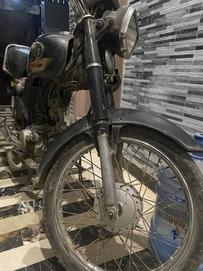 Dhoom 70cc urgent for sale