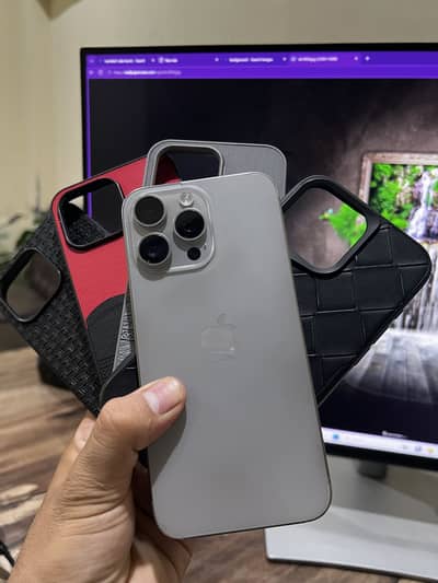 iPhone 15 Pro Max 10/10 FU with box