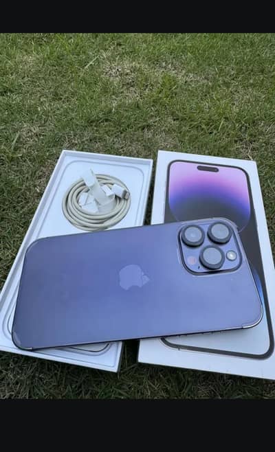Apple iphone 14 pro max like new condition with box
