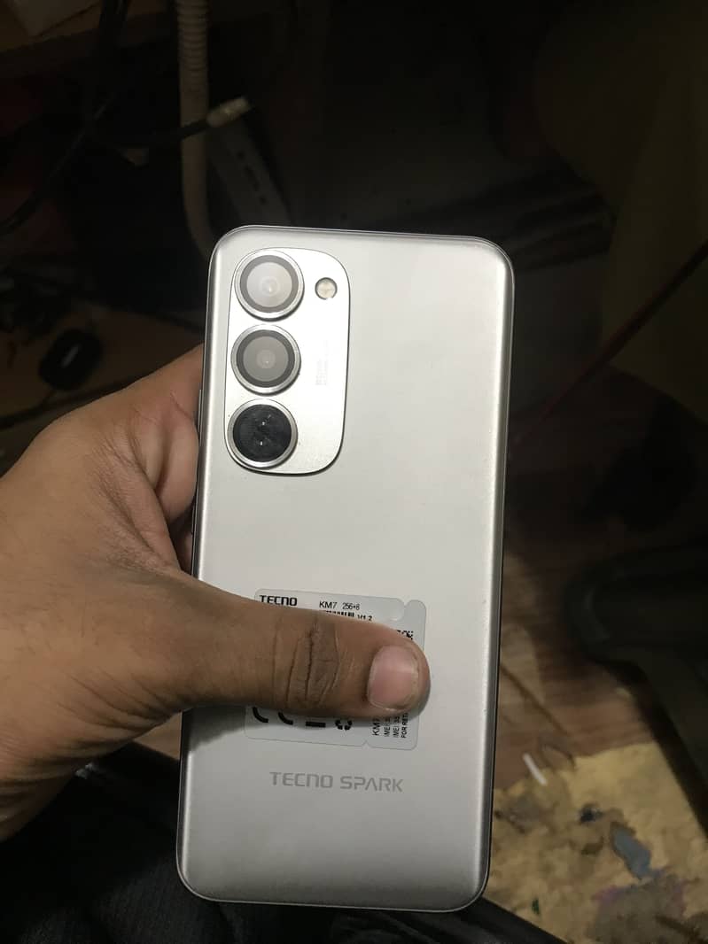 Tecno Spark 40 pro plus 2