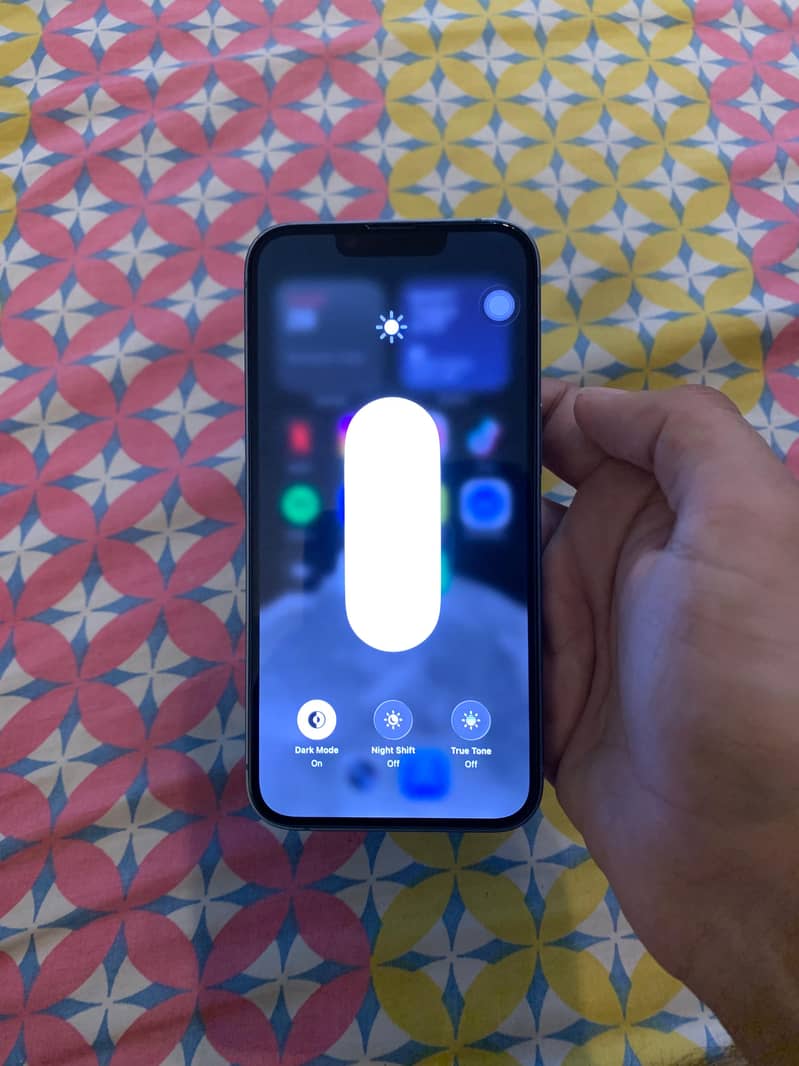 Apple iPhone 14 3