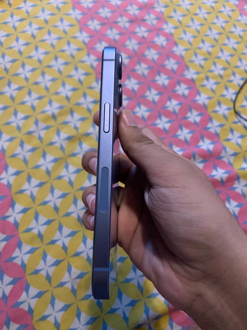 Apple iPhone 14 8