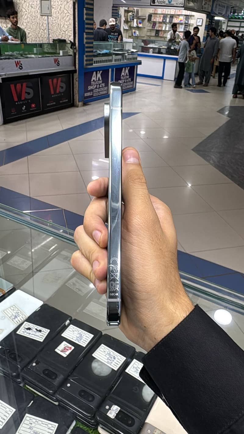 Google Pixel 9 Pro XL 4