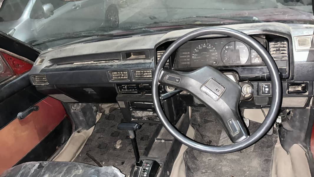 Toyota Corolla 1986 Automatic 4