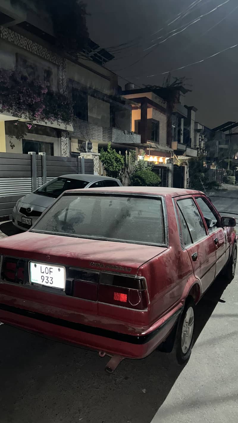 Toyota Corolla 1986 Automatic 1