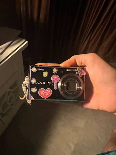 Nikon Cool pix S610c vintage camera selling for 22k (negociable)