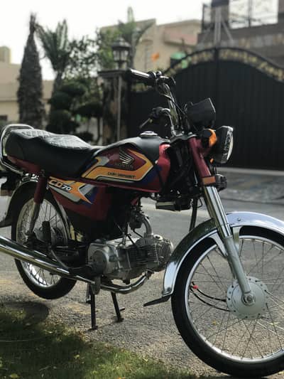 Honda CD 70 2025 Model - Total Genuine