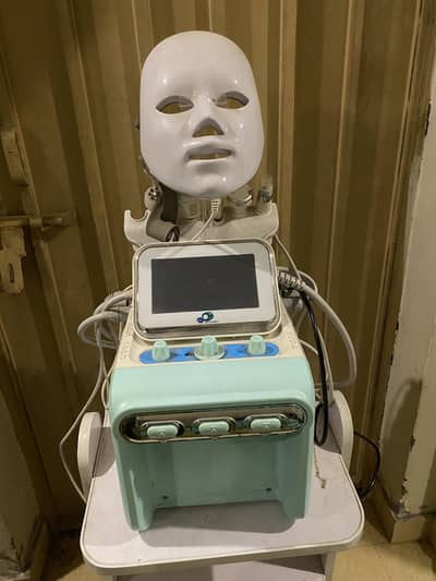 Hydra Facial Machine | Slightly used | Affordable price