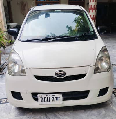 Daihatsu Mira 2011