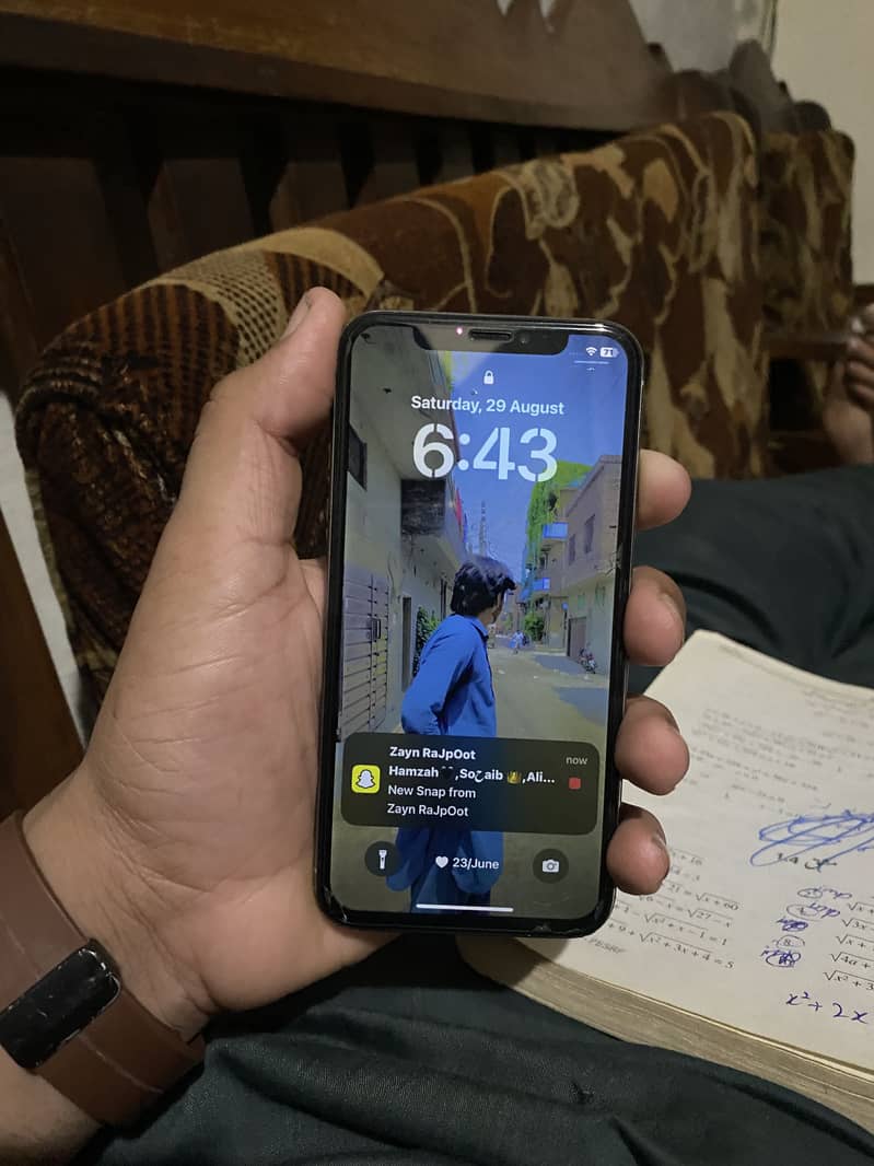 Apple iPhone X 0