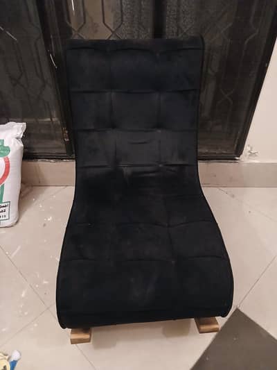 selling a rocking chair in great condition
