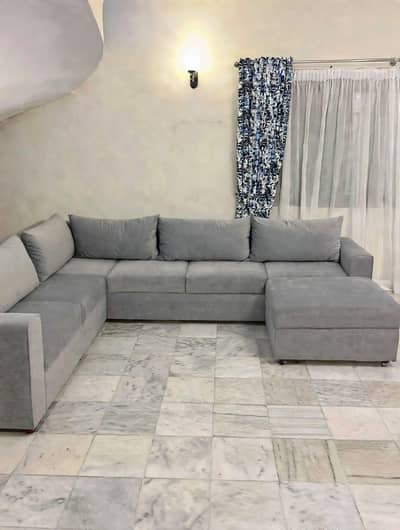 L shape jamboo size Sofa set urgent sale.