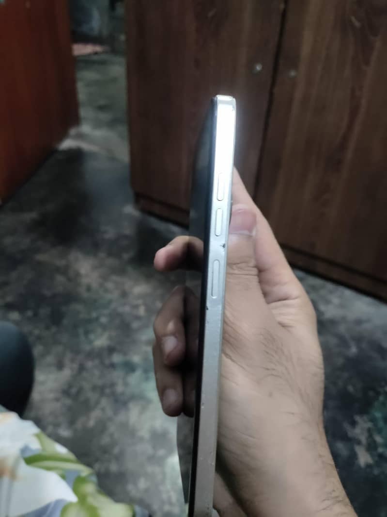 Tecno Spark 20C 2