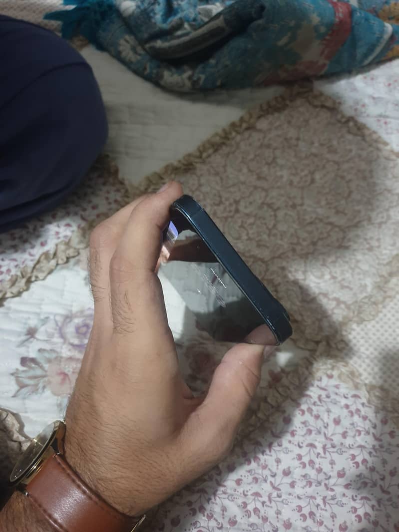 Apple iPhone 14 plus 2
