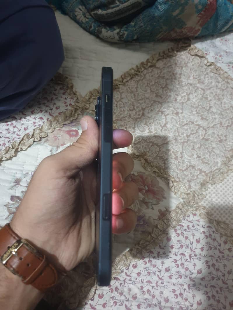 Apple iPhone 14 plus 5
