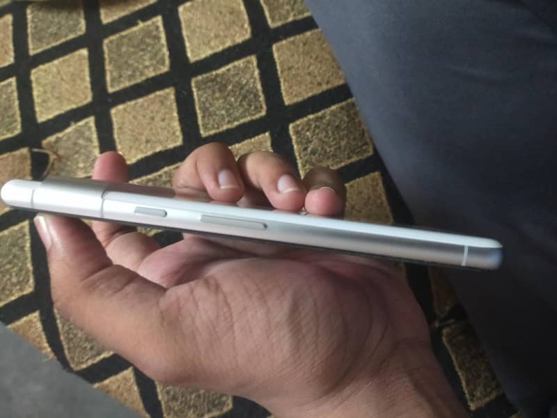 Google Pixel 7 3