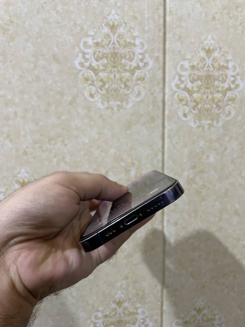 Apple iPhone 14 Pro 3
