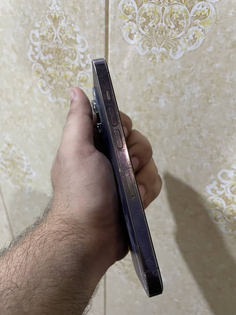Apple iPhone 14 Pro 10