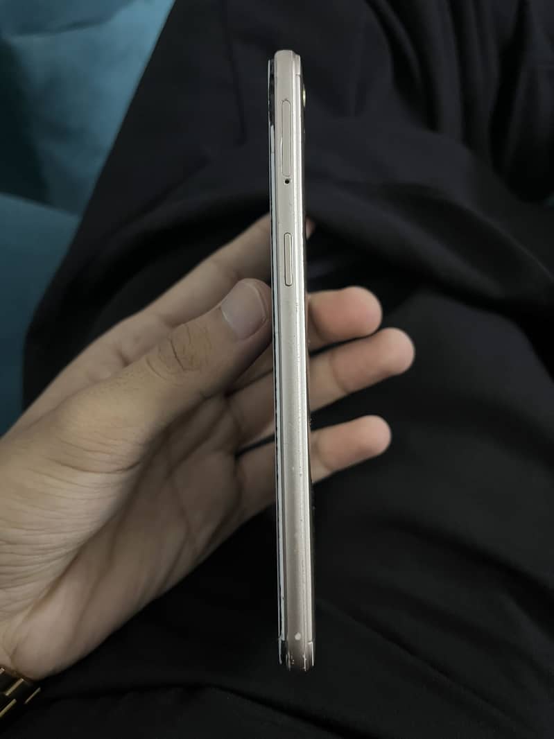OPPO A37 2