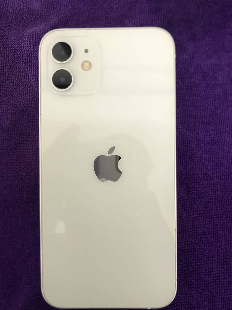 Apple iPhone 12 2