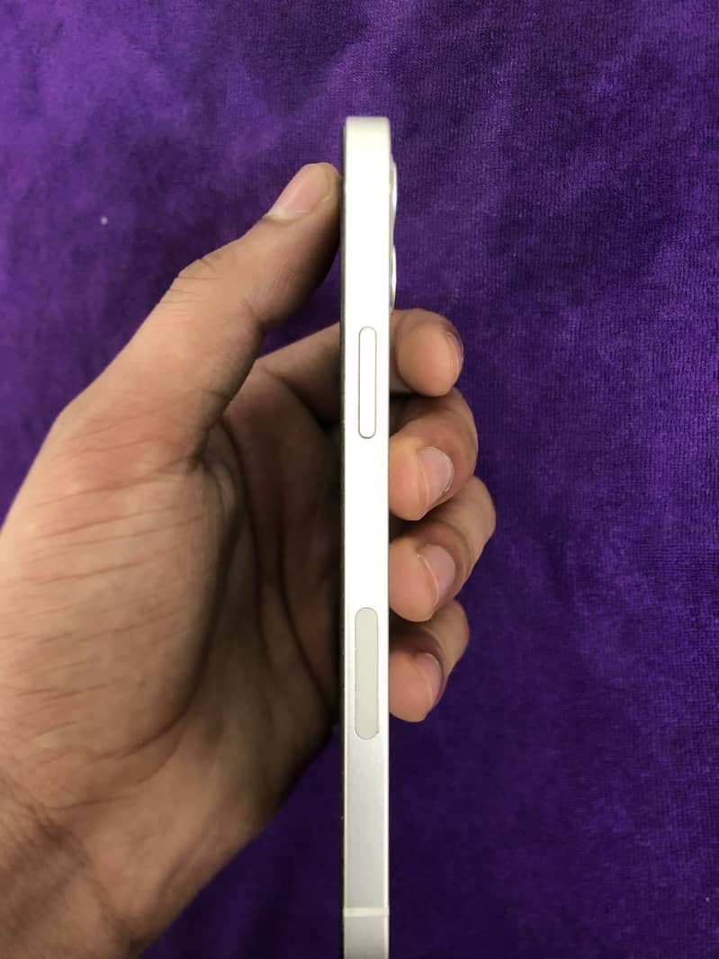 Apple iPhone 12 8