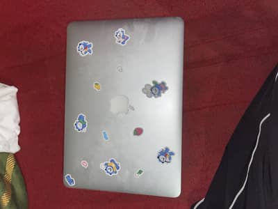 Mac book air 2017 in fine condition