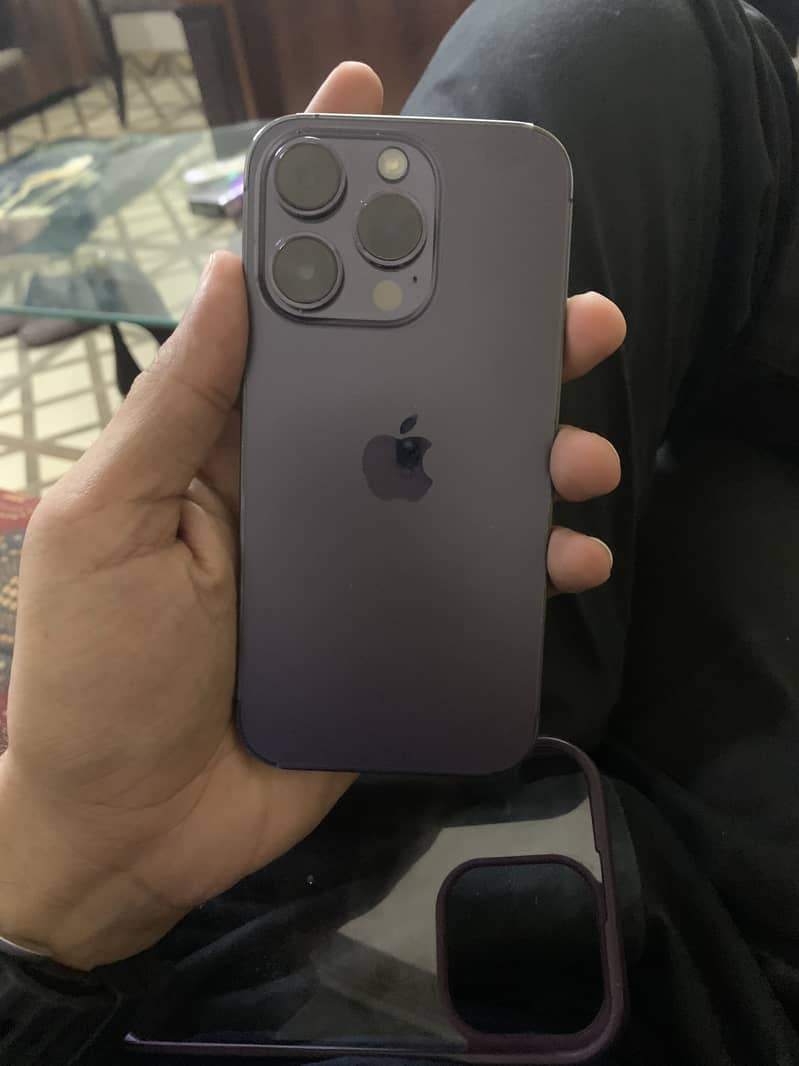 Apple iPhone 14 Pro 2