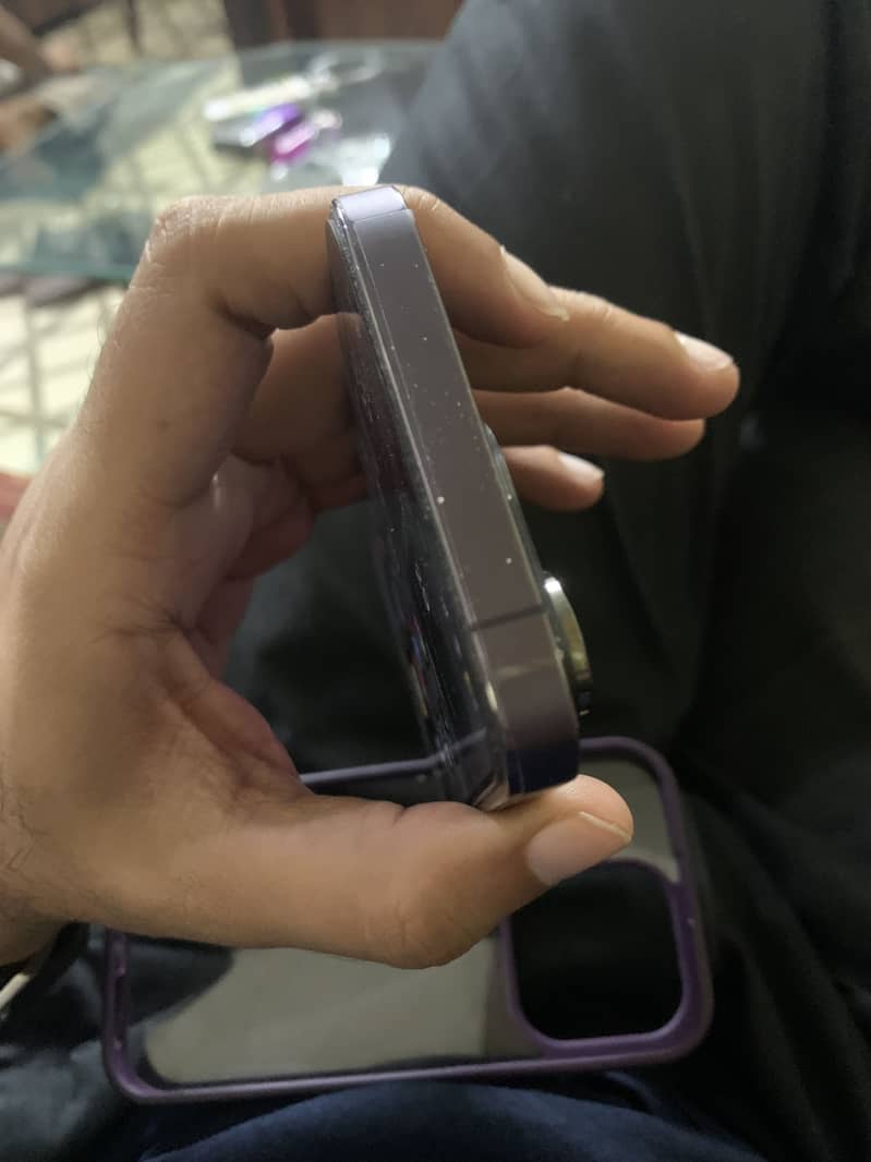 Apple iPhone 14 Pro 3