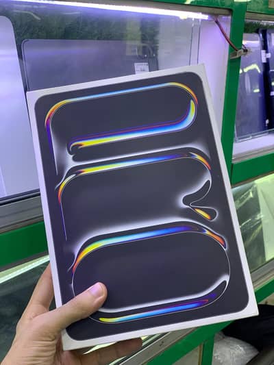 I pad pro M5 11inch 256 GB box pack