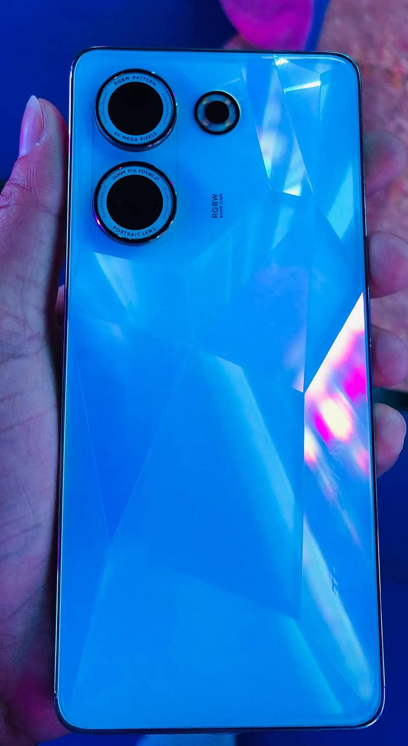 Tecno CAMON 20 4