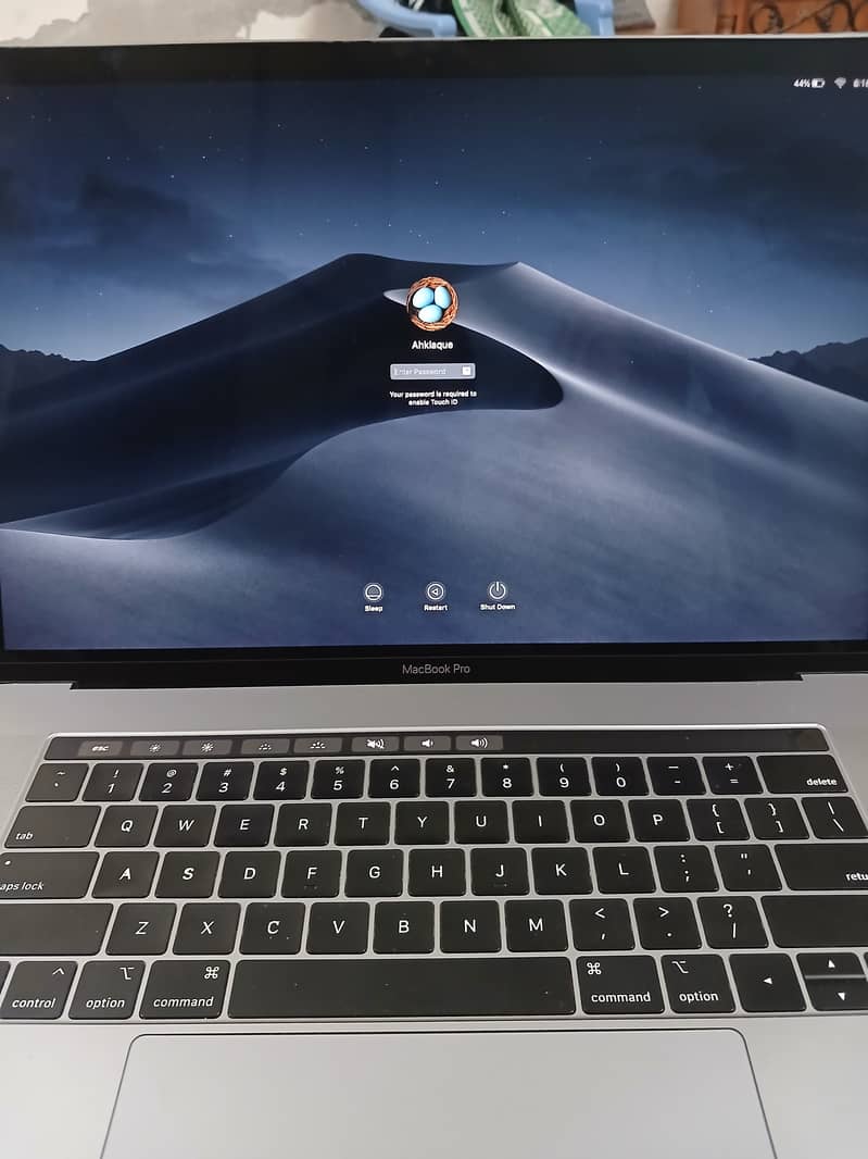 Macbook pro 2019 15.4 3