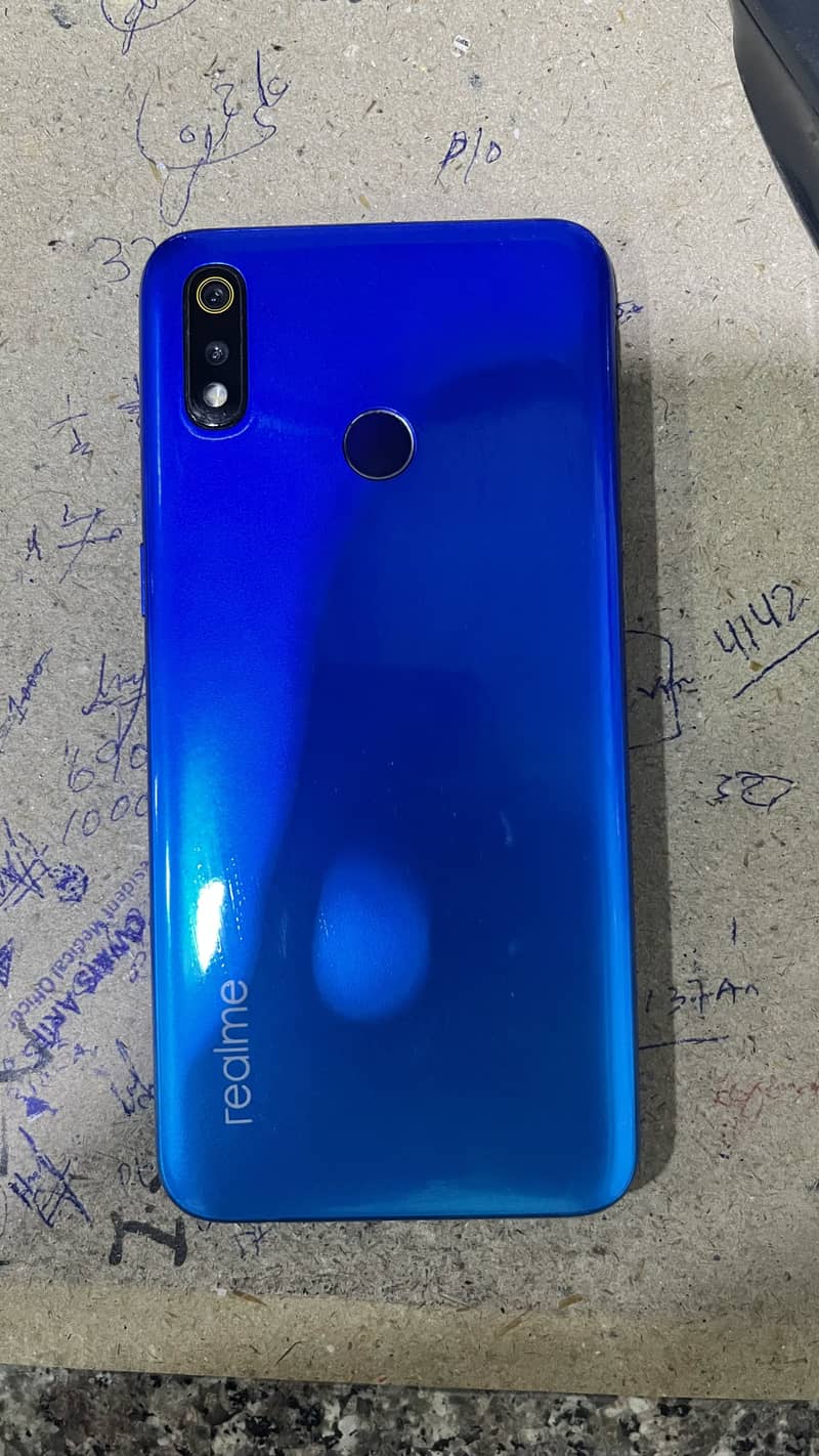 Realme 3 2