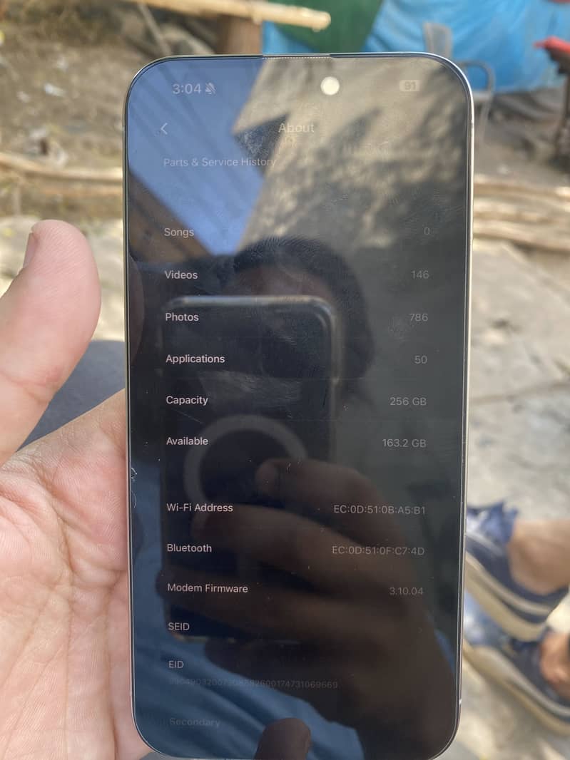 Apple iPhone 15 Pro Max 3