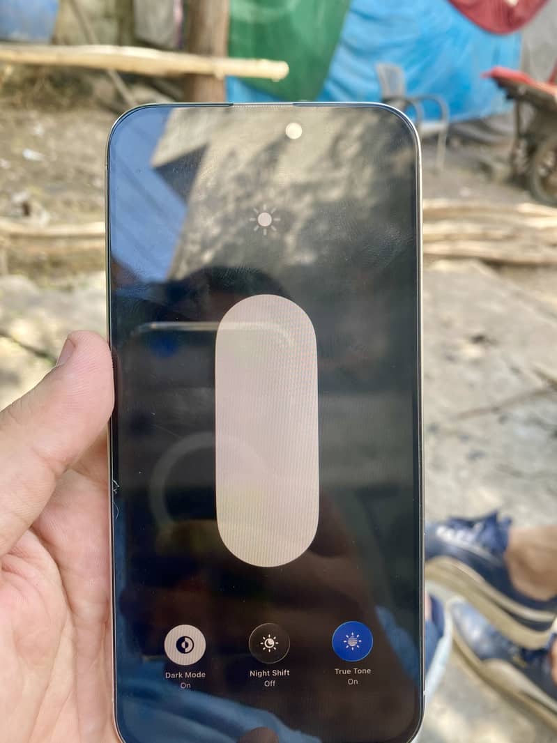 Apple iPhone 15 Pro Max 4