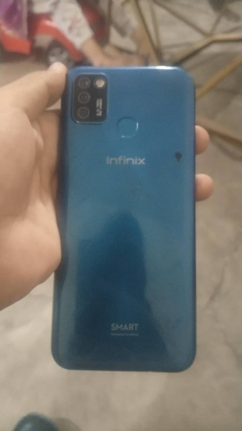 Infinix Smart 6 4