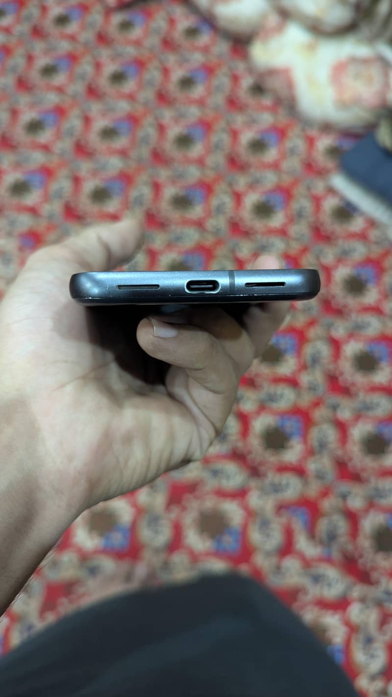 Google Pixel 8 2