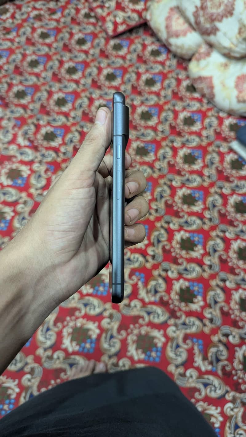 Google Pixel 8 3