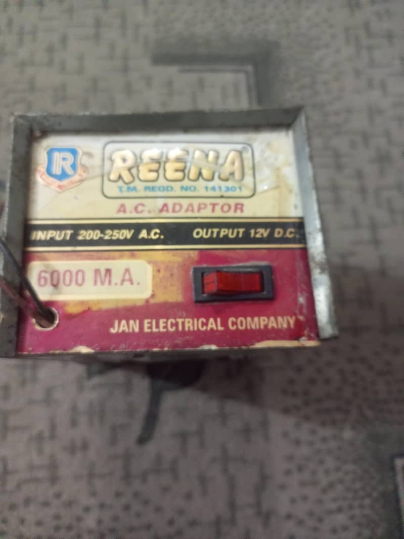 electric adaptor 1