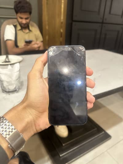 Apple iPhone 12