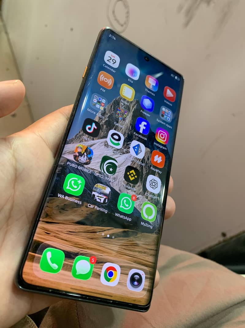 Tecno CAMON 40 Pro 3