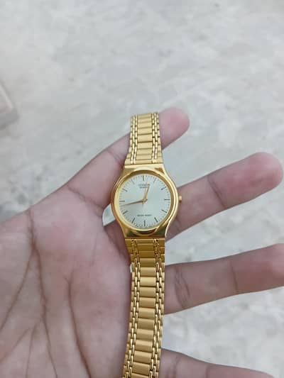 citizen quartz in vintage model 1998