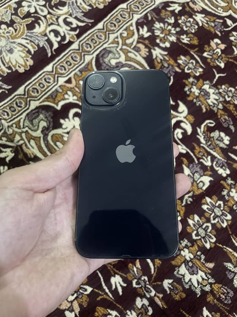 Apple iPhone 13 0