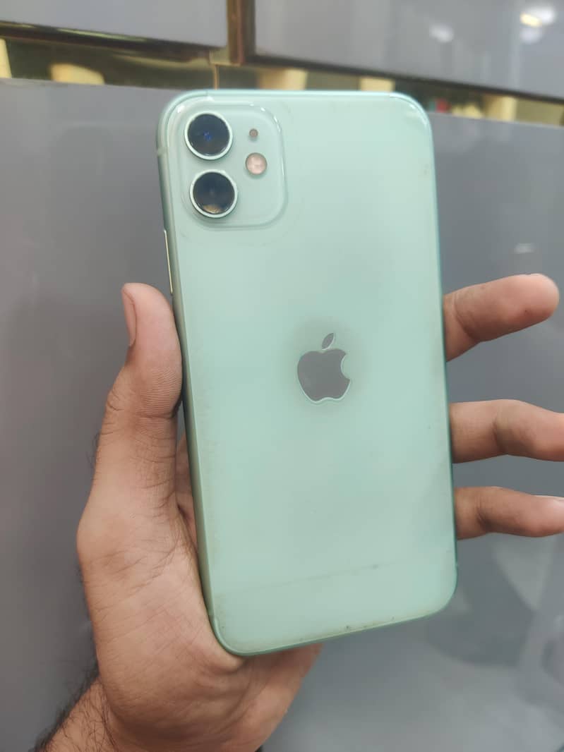 Apple iPhone 11 0