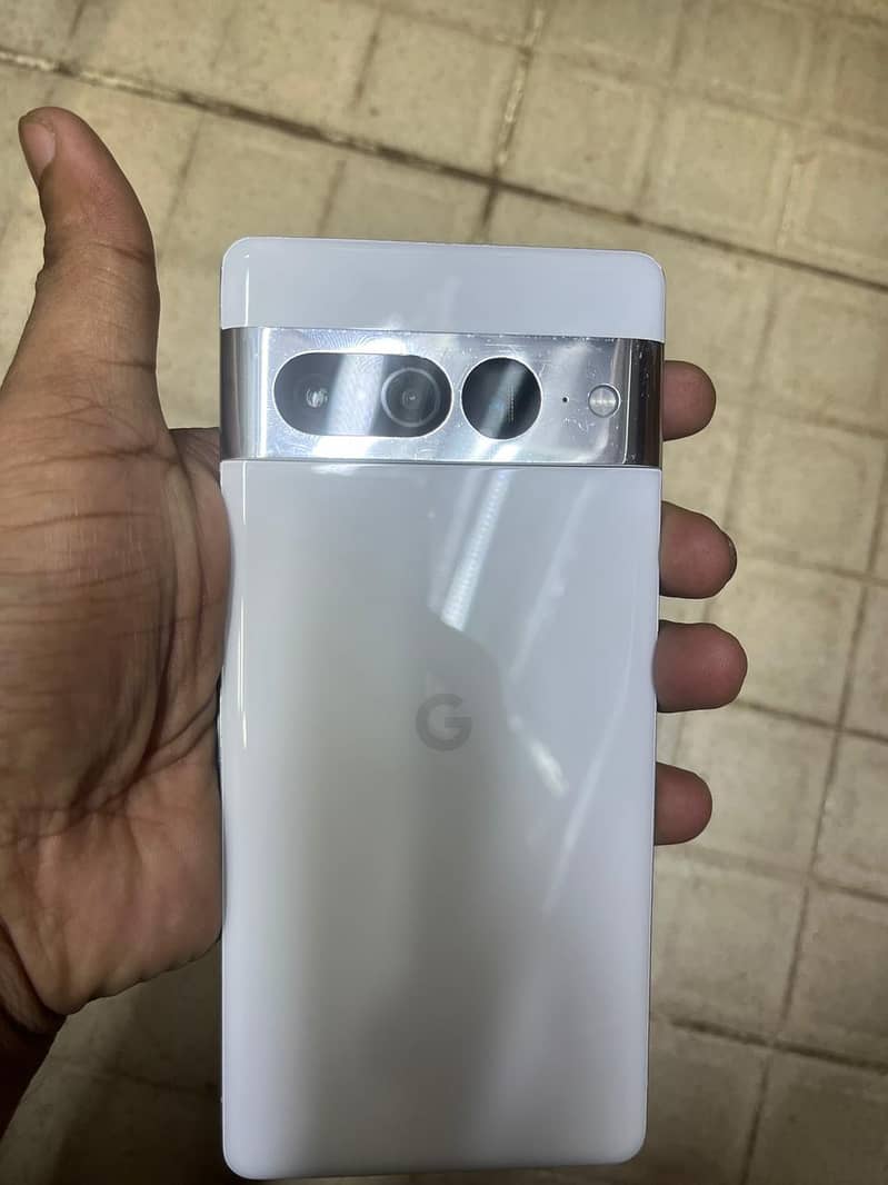 Google Pixel 7 Pro 8