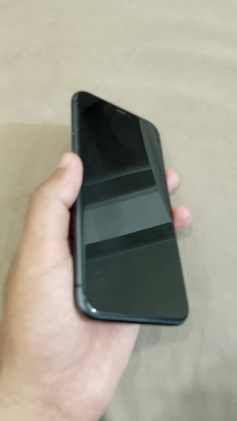 Apple iPhone 11 2