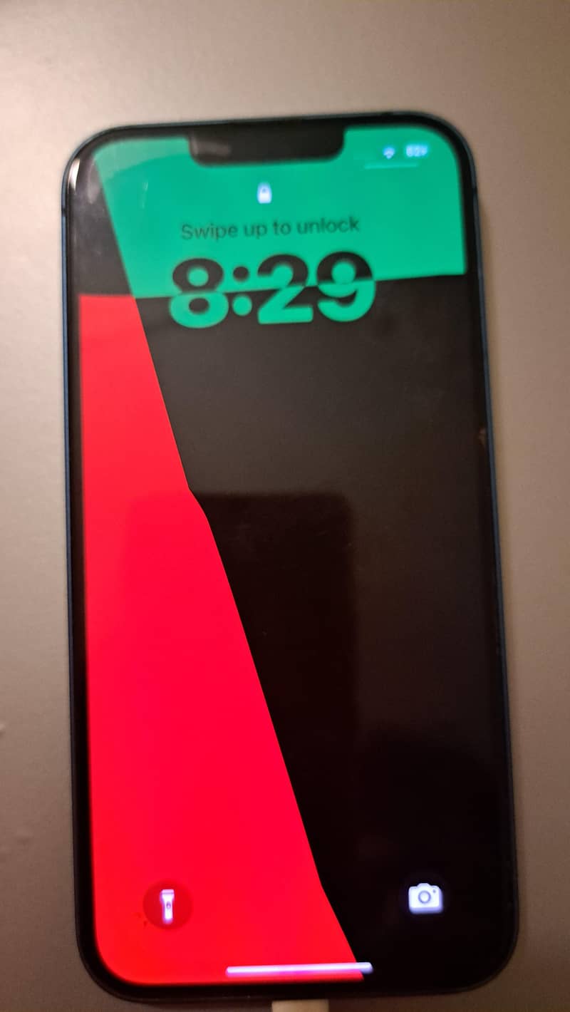 Apple iPhone 13 2
