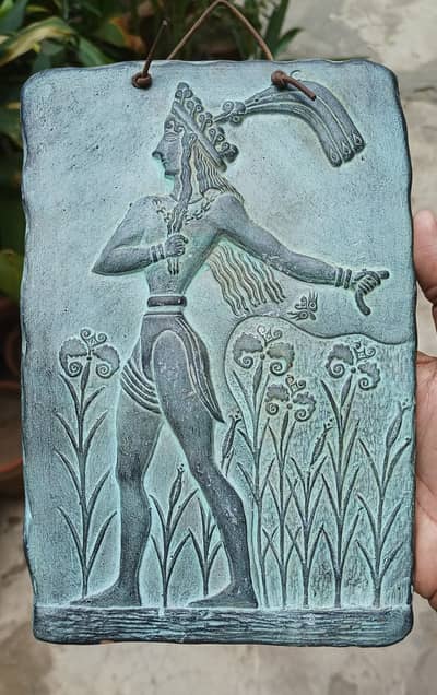 Wall Hanging Plates and Showpiece { Contact Only WhatsApp Only }