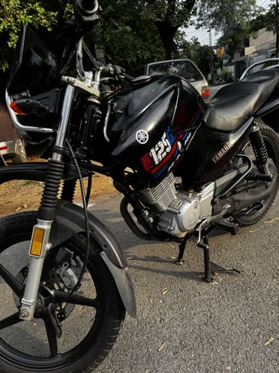 Yamaha ybr g