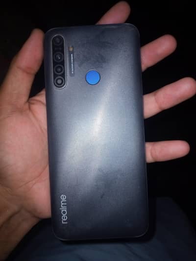Realme 5 . . Whatsapp 03160526828