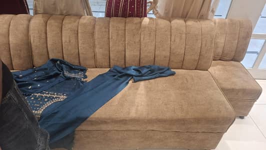 Sofa set